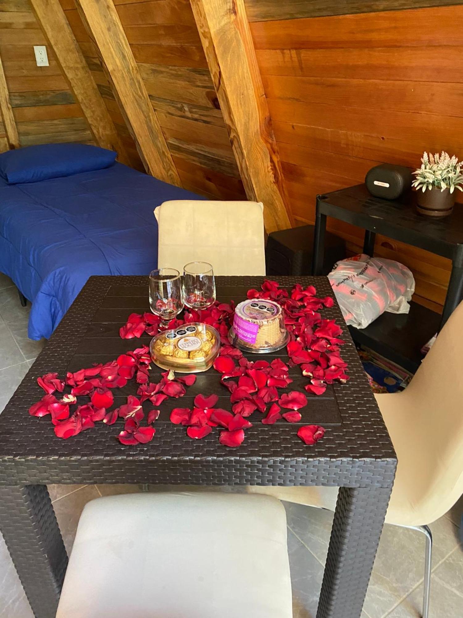 Cabanas Alpina, Romantica Y Acogedora A 10 Minutos Del Centro Тепостлан Екстер'єр фото